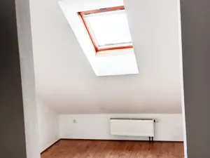 Pronájem atypického bytu, Třeboň - Třeboň II, Svobody, 100 m2