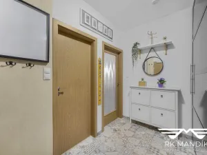 Prodej bytu 2+kk, Praha - Prosek, Kytlická, 53 m2