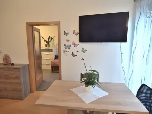 Prodej bytu 2+kk, Řevnice, Komenského, 55 m2