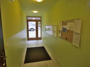 Prodej bytu 2+kk, Řevnice, Komenského, 55 m2