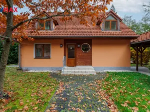 Prodej rodinného domu, Karlovy Vary, Za Motelem, 137 m2