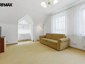 Prodej rodinného domu, Karlovy Vary, Za Motelem, 137 m2