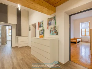 Prodej bytu 4+1, Znojmo, Jana Palacha, 130 m2