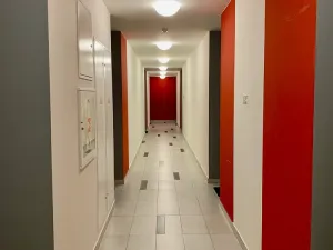 Pronájem bytu 2+kk, Praha - Vysočany, Pod Harfou, 53 m2