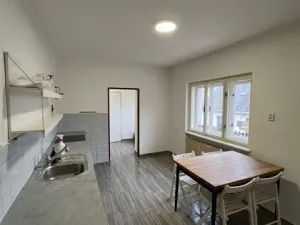 Pronájem vily, Úsobí, 128 m2