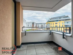 Pronájem bytu 2+kk, Hradec Králové, Pod Svahem, 50 m2