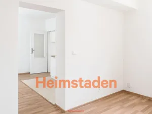 Pronájem bytu 1+kk, Havířov - Město, Stavbařská, 30 m2