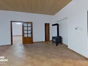 Pronájem kanceláře, Holešov, nám. Dr. E. Beneše, 164 m2