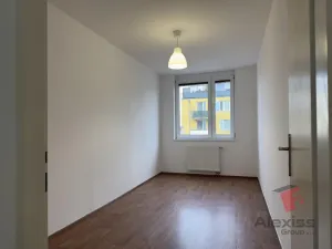 Pronájem bytu 3+kk, Praha - Letňany, Bechlínská, 74 m2