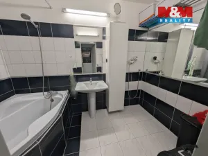 Pronájem bytu 3+kk, Strakonice - Strakonice II, Stavbařů, 82 m2