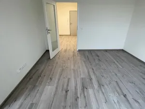 Pronájem bytu 2+kk, Opava, Kačírkova, 56 m2