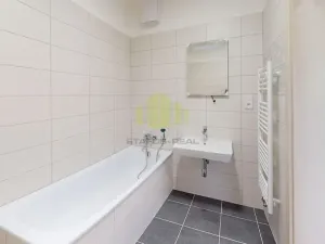 Pronájem bytu 2+kk, Olomouc, Topolová, 55 m2