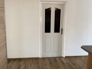 Prodej bytu 2+1, Nové Sedlo, Sadová, 77 m2