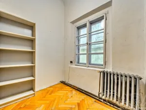 Prodej bytu 4+1, Praha - Malá Strana, Malostranské náměstí, 91 m2