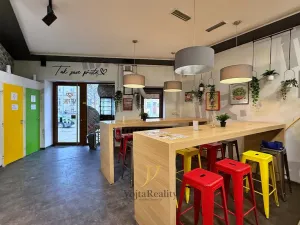 Pronájem obchodního prostoru, Olomouc, tř. Svobody, 58 m2