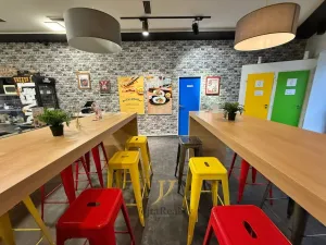 Pronájem obchodního prostoru, Olomouc, tř. Svobody, 58 m2