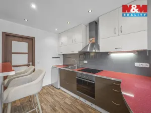 Prodej bytu 2+kk, Praha - Krč, Hurbanova, 39 m2