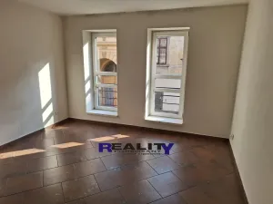 Pronájem bytu 1+kk, Žatec, Tyršova, 29 m2