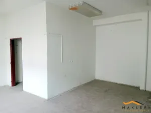 Pronájem skladu, Úsobí, 103 m2