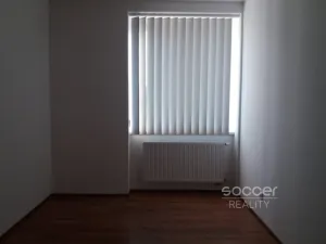 Pronájem bytu 2+kk, Praha - Holešovice, V závětří, 42 m2