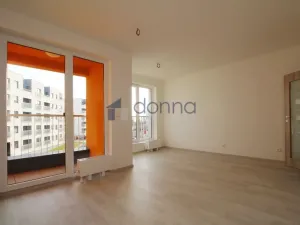 Pronájem bytu 1+kk, Praha, Ke kříži, 33 m2