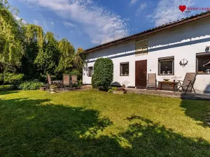 Prodej rodinného domu, Cholina, 333 m2