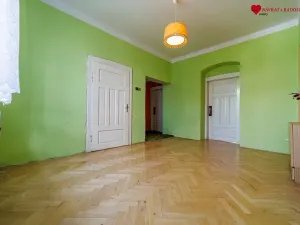 Prodej rodinného domu, Cholina, 333 m2