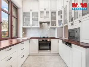 Prodej rodinného domu, Libčice nad Vltavou, Letecká, 200 m2