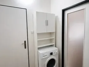 Pronájem bytu 2+kk, Praha, Bělohorská, 55 m2