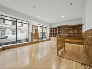 Pronájem obchodního prostoru, Pardubice, Smilova, 65 m2