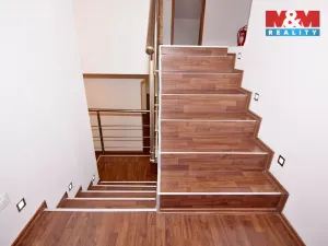 Pronájem rodinného domu, Velké Březno, Tovární, 233 m2