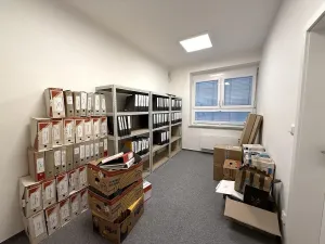 Pronájem kanceláře, Brno - Židenice, Kosmákova, 50 m2