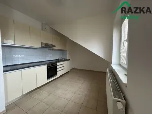 Pronájem bytu 3+kk, Planá, náměstí Svobody, 90 m2