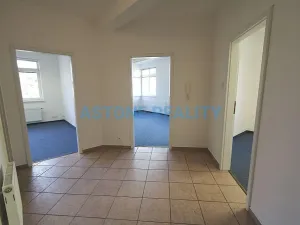 Pronájem kanceláře, Praha - Hloubětín, Klánovická, 78 m2