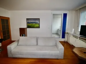 Prodej bytu 2+kk, Praha - Prosek, Nad šestikopy, 57 m2