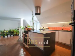 Prodej komerční nemovitosti, Hovorany, 141 m2