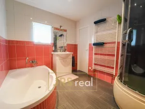 Prodej komerční nemovitosti, Hovorany, 141 m2