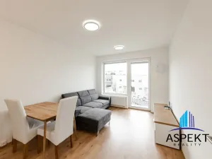 Pronájem bytu 2+kk, Praha, Formanská, 42 m2