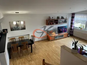 Prodej rodinného domu, Vlčková, 237 m2