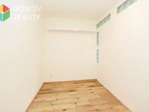 Prodej bytu 1+1, Praha - Hostivař, plukovníka Mráze, 38 m2