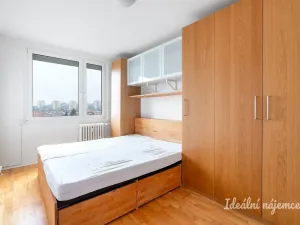 Pronájem bytu 2+kk, Praha - Kobylisy, Šiškova, 46 m2