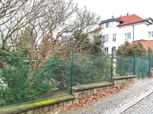 Prodej garáže, Praha - Dejvice, Pražákovská, 16 m2