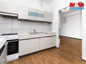 Prodej bytu 3+1, Pardubice - Studánka, Na Drážce, 82 m2