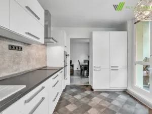 Prodej bytu 3+1, Hodonín, Velkomoravská, 69 m2