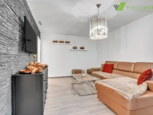 Prodej bytu 3+1, Hodonín, Velkomoravská, 69 m2