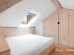 Pronájem bytu 3+kk, Praha - Vršovice, 28. pluku, 54 m2