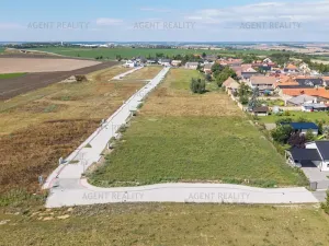 Prodej pozemku pro bydlení, Slaný, 879 m2