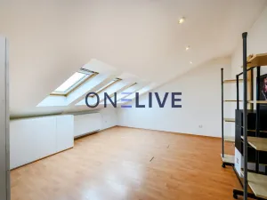 Pronájem bytu 3+1, Praha - Holešovice, 89 m2