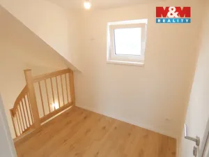 Pronájem bytu 3+kk, Libenice, 87 m2