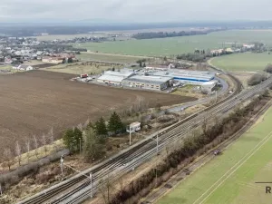 Prodej komerční nemovitosti, Červenka, 1800 m2